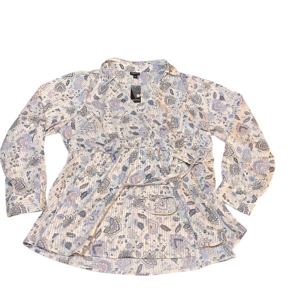 Torrid Stripe Satin Collared Surplice Blouse new size 1X - Picture 2 of 7